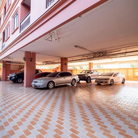 Reddoorz Navin Mansion 3 Pattaya Hotel Luaran gambar