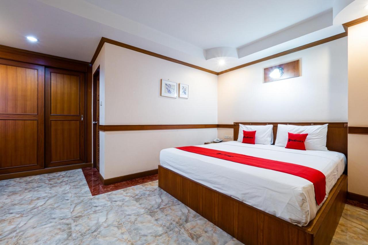 Reddoorz Navin Mansion 3 Pattaya Hotel Luaran gambar