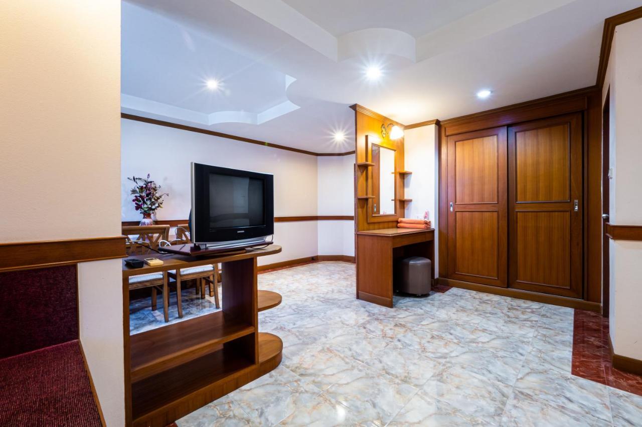 Reddoorz Navin Mansion 3 Pattaya Hotel Luaran gambar